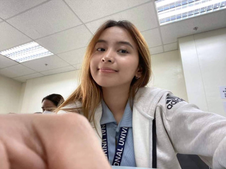 Jamieee, 18, Philippines
