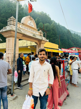 Shivam Yadav, 25, India
