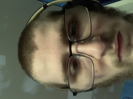 Mikey, 18, United States