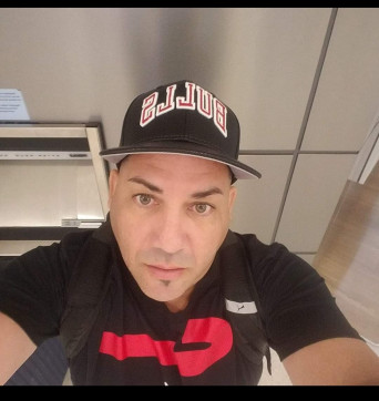 Woku Woku, 18, Puerto Rico