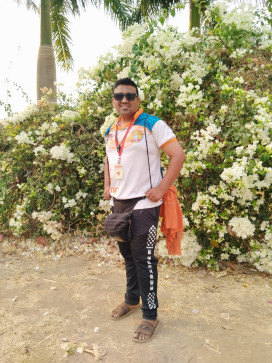 Bhavesh Wani, 34, India