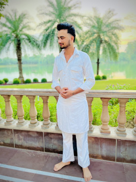 Samar, 21, India