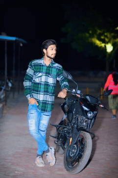 Mohan Soni, 21, India