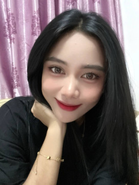 Ella, 34, United States
