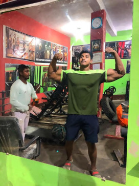 Raaz, 22, India