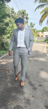 Burner, 18, India
