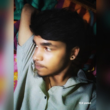 Lucky, 19, India