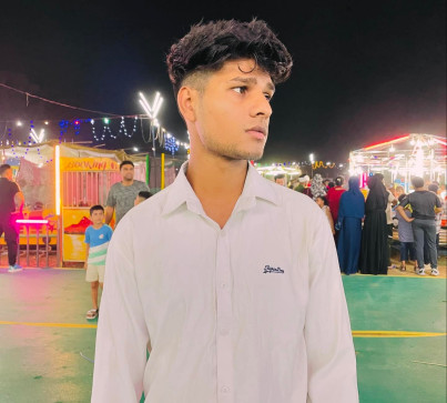 Vivek, 20, India
