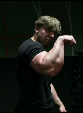 Charleshere, 29, United States