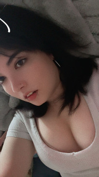 Kaitlyn, 22, United States