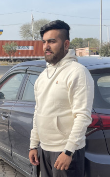 Mayank Manchanda, 22, India