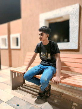 Md Shuvo, 18, Saudi Arabia