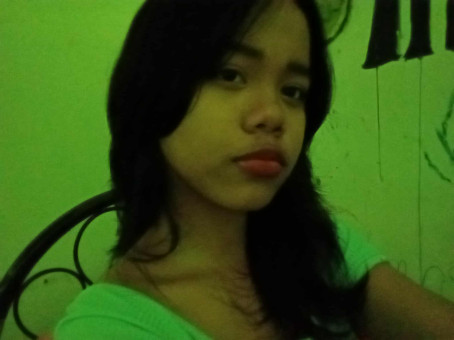 Isabel, 18, Philippines