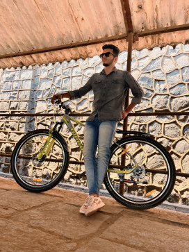 Guru, 20, India
