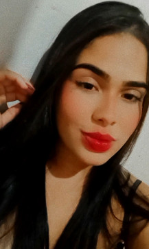 Nanda, 18, Brazil