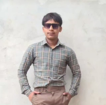 Yuvi Sumit, 18, India