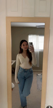 Elise Trulss, 21, United States