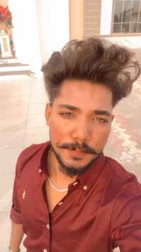 Daniel Gill, 21, India