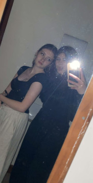 Angela, 18, Australia