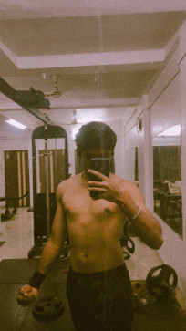 Dhruv, 24, India