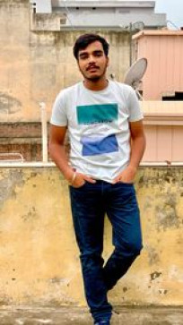 Vivek, 18, India