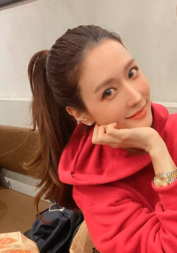Sophia, 35, United States