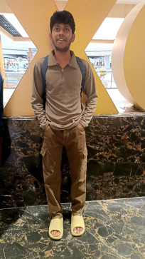 Pu 55 Y Sk Boy, 18, India