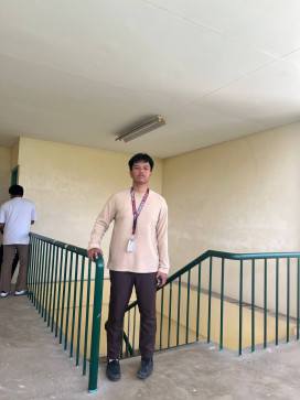 Mark Jeric Agustin, 19, Philippines