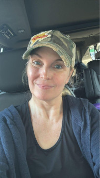 Mary, 42, United States