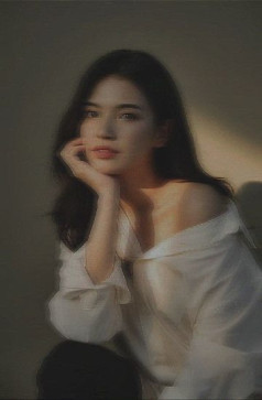Elle, 24, Philippines