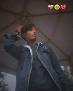 Rishu, 20, India