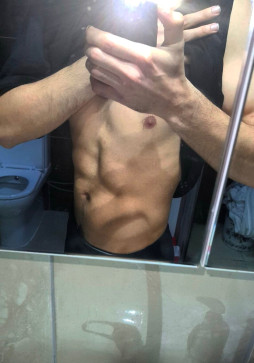 Oumlzguumlr, 18, United States