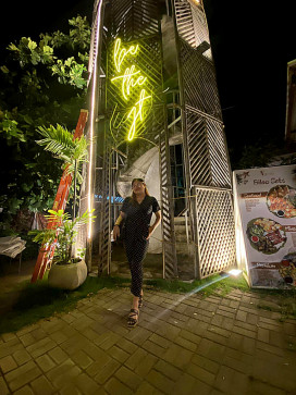 Ana Marie Ugsang, 24, Philippines