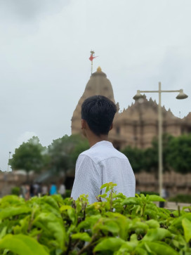 S_h_i_v_a_m__parmar_, 18, India
