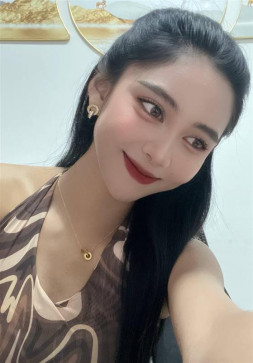 Ella Chen Single, 34, United States