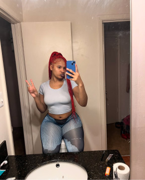 Sandra, 33, United States