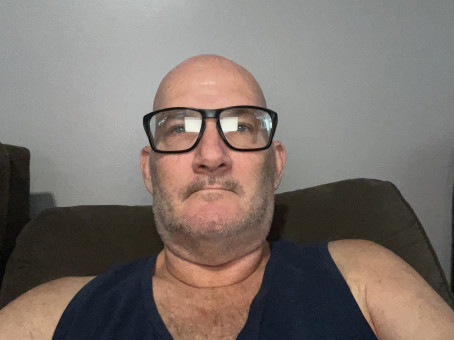 Slim, 59, United States