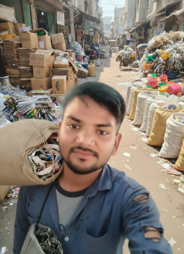 Rajeev Nayak, 18, India