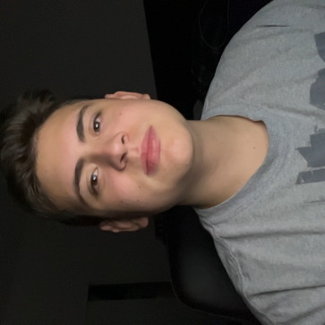 Joshua Blackwood, 18, United States