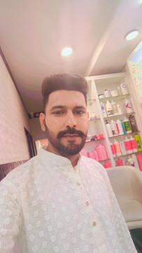 Gourav Mehta, 18, India