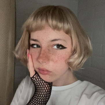 Danielle, 23, Ukraine
