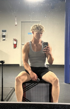 Nick, 22, Viet Nam