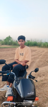 Munna Khan, 18, India