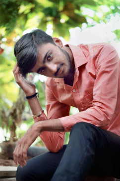 Royal, 24, India