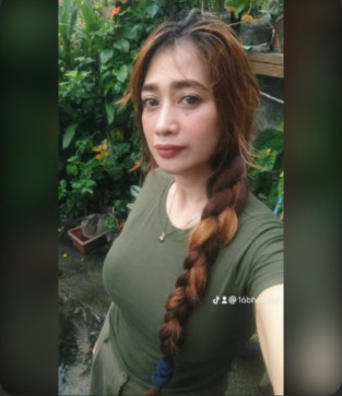 Thessa, 40, Philippines