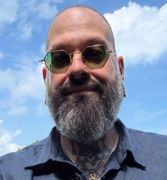 Henry, 30, United States