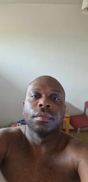 Metodio, 35, Germany