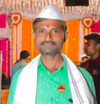 Abhi Yewale, 19, India