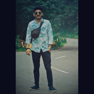 Radison Blu, 25, India