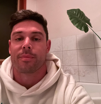 Tim, 30, Australia